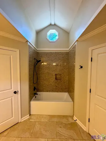 $1,900 | 18277 Autumn View Drive, Prairieville, LA 70769