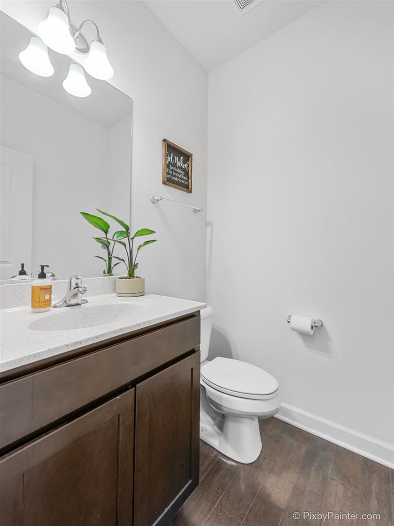 4385 Rudyard Kipling Road Elgin, IL 60124 - Photo 12 of 32 Gallery Image 12