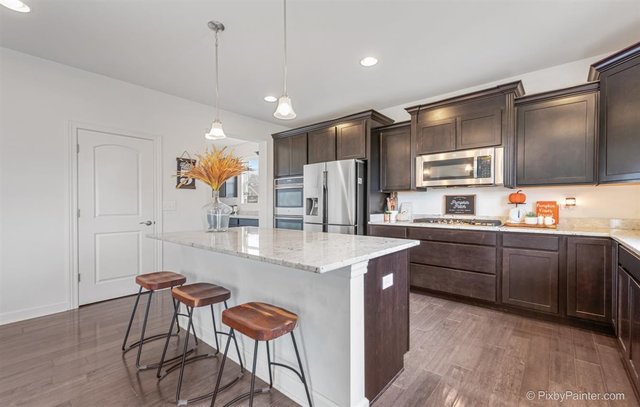 4385 Rudyard Kipling Road Elgin, IL 60124 - Photo 8 of 32 Gallery Image 8