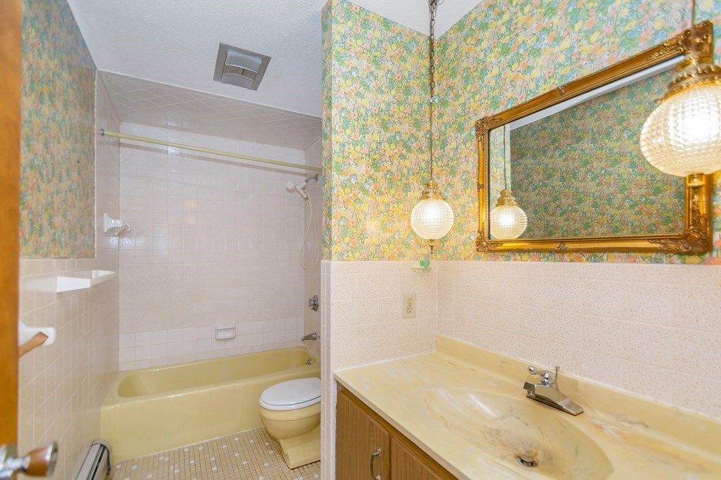 6 Shawsheen Road, Unit 6 Lawrence, MA 01843 - Photo 15 of 27 Gallery Image 15