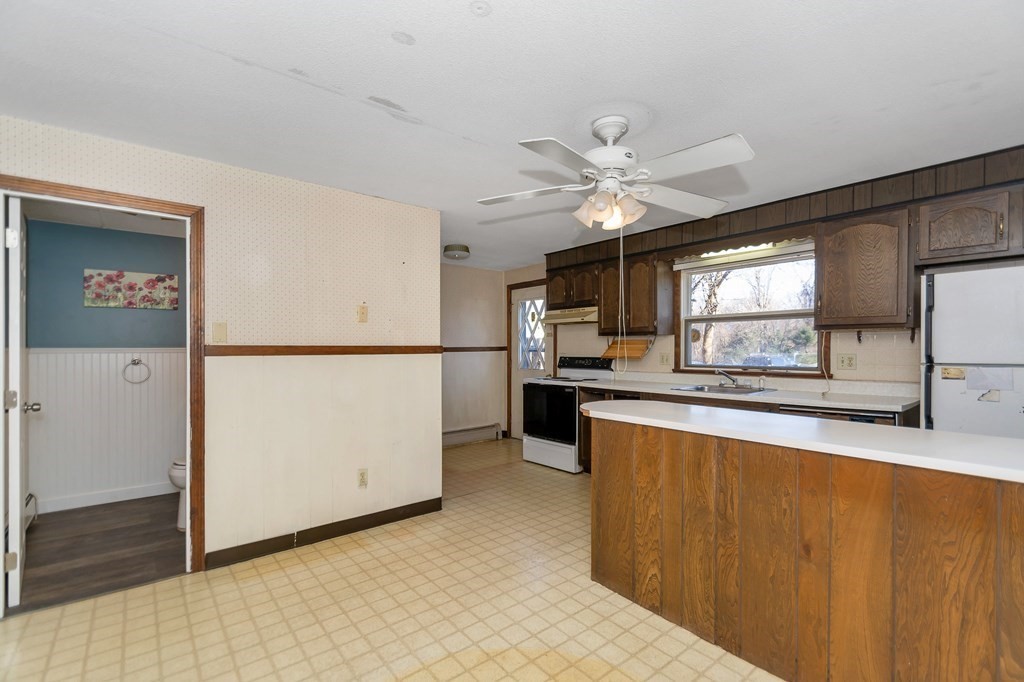 6 Shawsheen Road, Unit 6 Lawrence, MA 01843 - Photo 3 of 27 Gallery Image 3