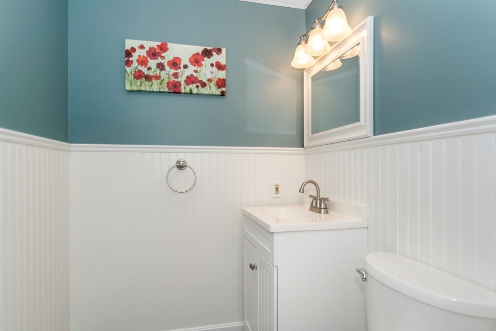 6 Shawsheen Road, Unit 6 Lawrence, MA 01843 - Photo 8 of 27 Gallery Image 8