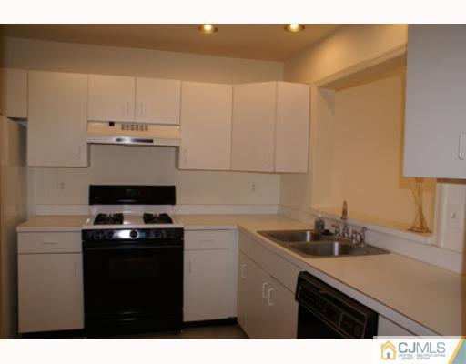 44 West Countryside Drive Princeton, NJ 08540 - Photo 3 of 10