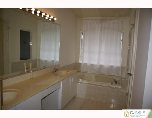 44 West Countryside Drive Princeton, NJ 08540 - Photo 10 of 10