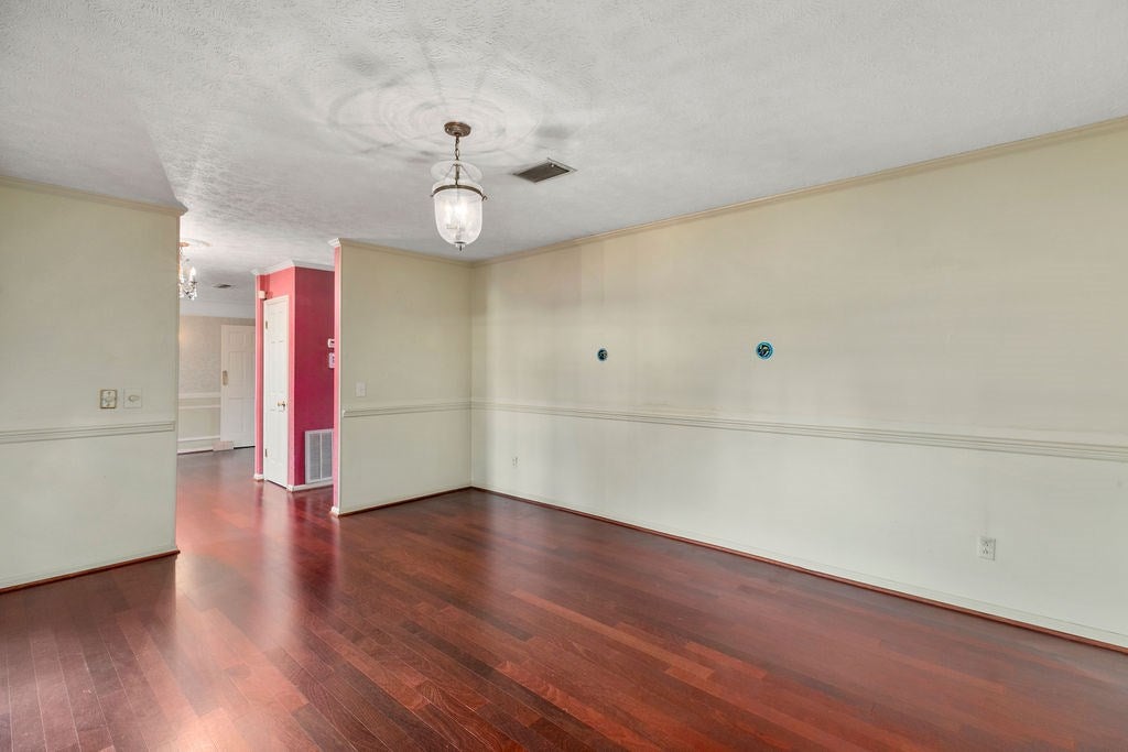 909 South Dean Road Auburn, AL 36830 - Photo 14 of 30 Gallery Image 14