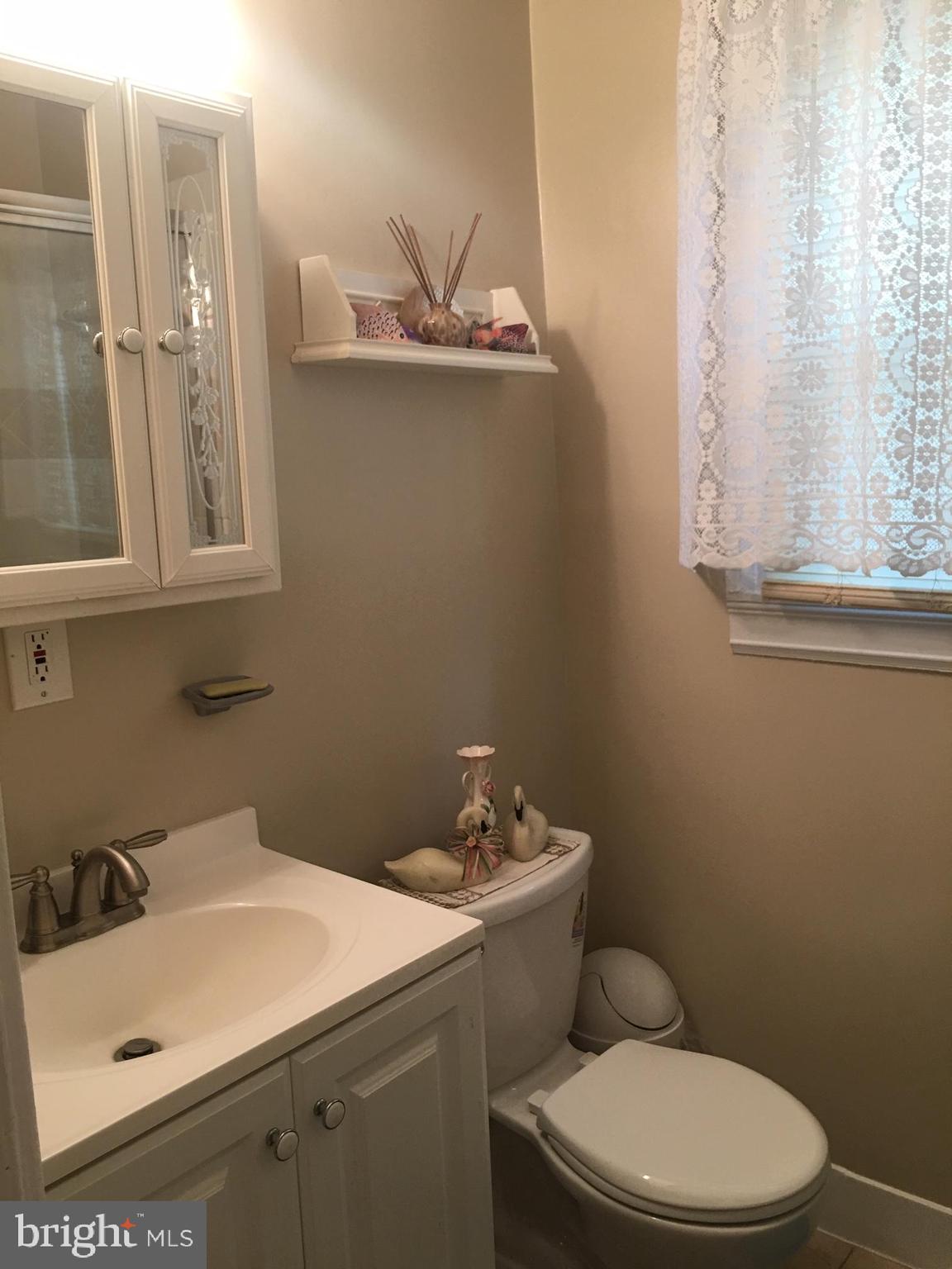 8906 Glenville Road Silver Spring, MD 20901 - Photo 12 of 29 Gallery Image 12
