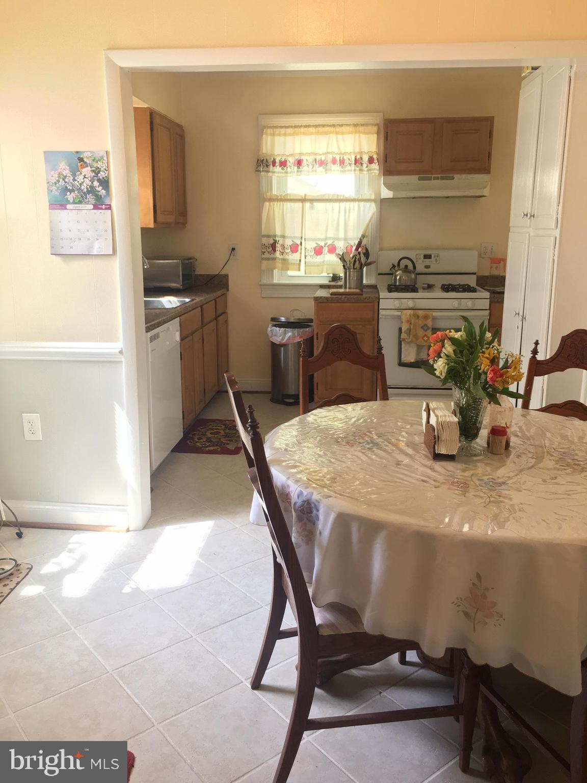 8906 Glenville Road Silver Spring, MD 20901 - Photo 6 of 29 Gallery Image 6