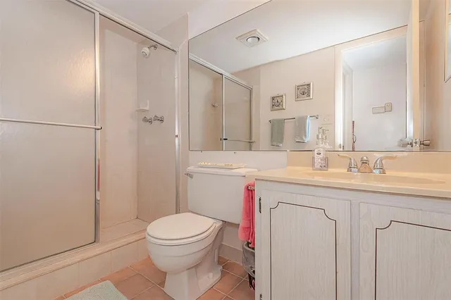 $165,000 | 128 South Cypress Road, Unit 827, Pompano Beach, FL 33060