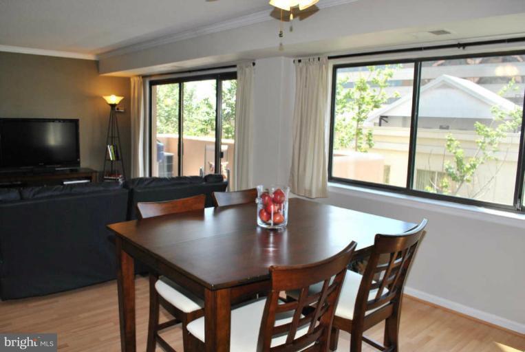 1301 North Courthouse Road, Unit 1111 Arlington, VA 22201 - Photo 8 of 27 Dining Room