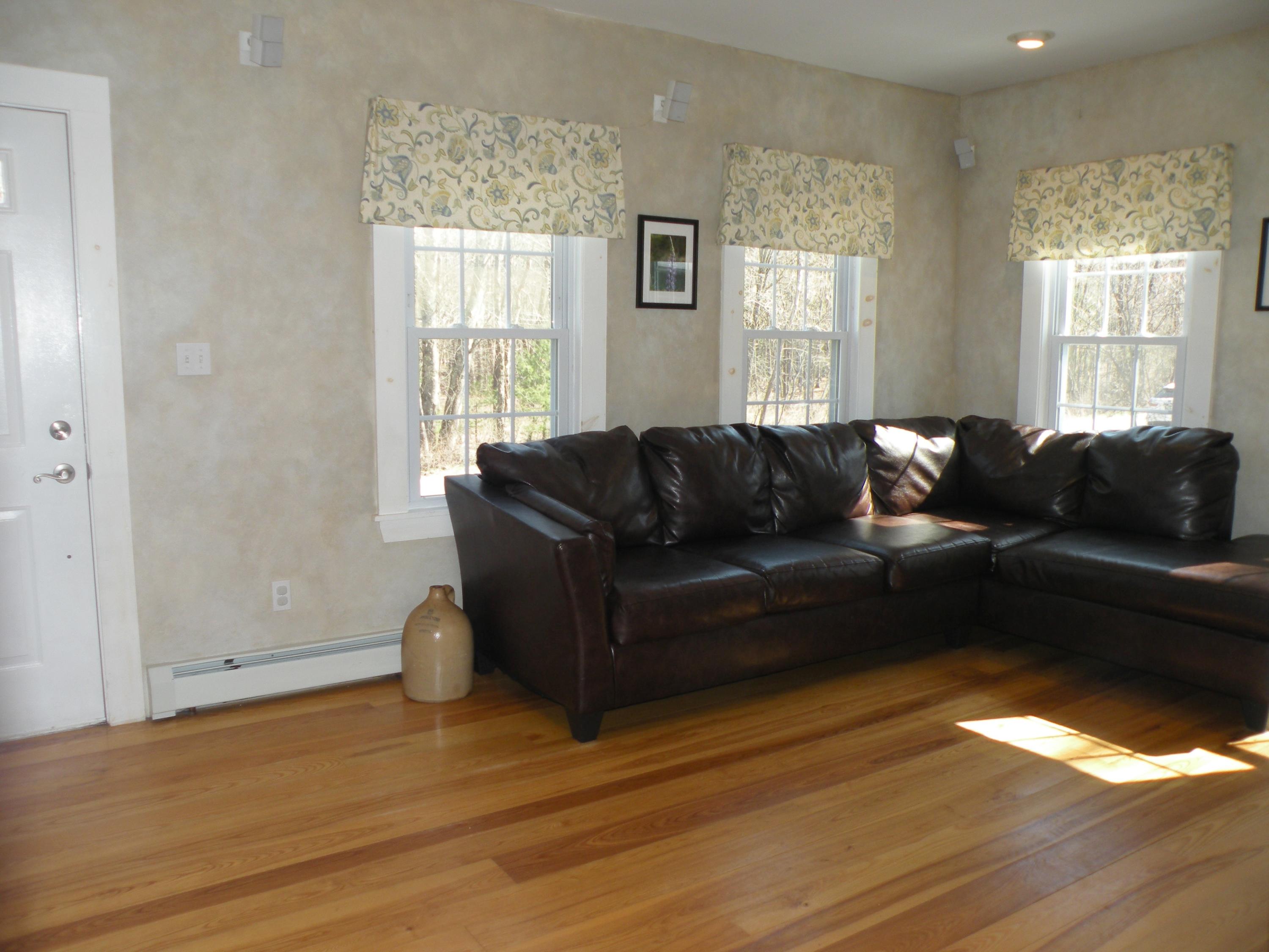 154 Woodman Road Buxton, ME 04093 - Photo 18 of 50 16 Living Room with hardwood floors, spe