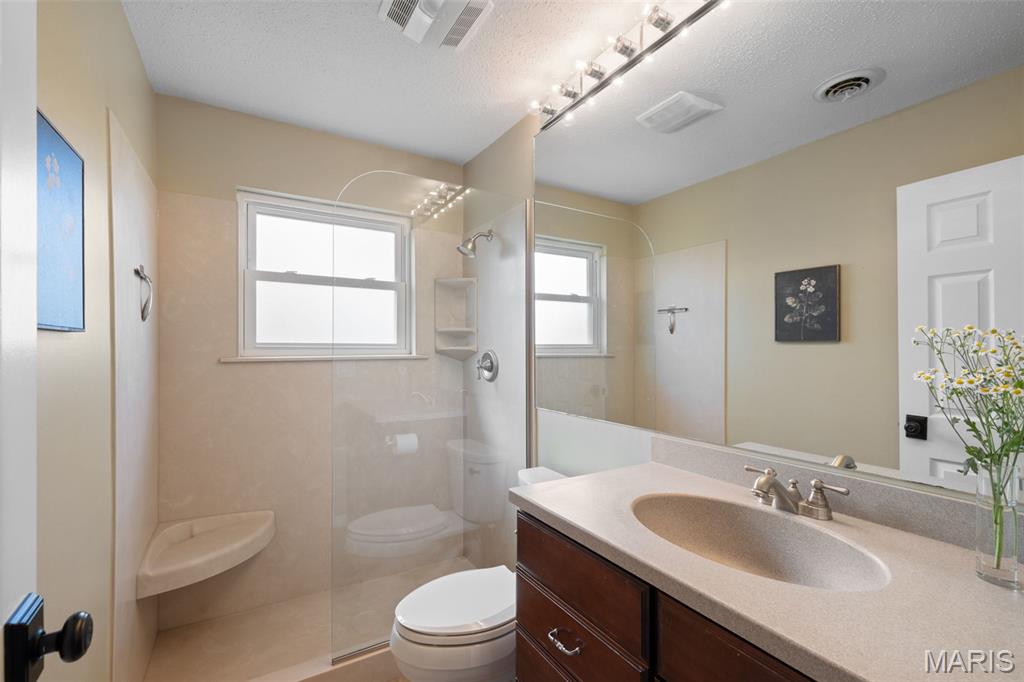 13124 Huntercreek Ridge Road St. Louis, MO 63131 - Photo 22 of 47 Gallery Image 22