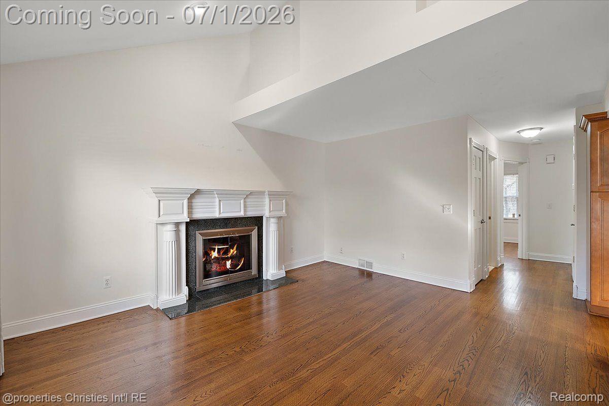 2209 Windemere Road Birmingham, MI 48009 - Photo 4 of 37