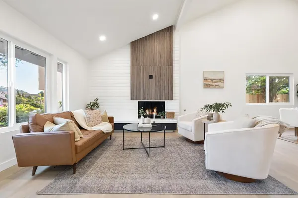 $1,265,000 | 9604 Paseo Montril, San Diego, CA 92129