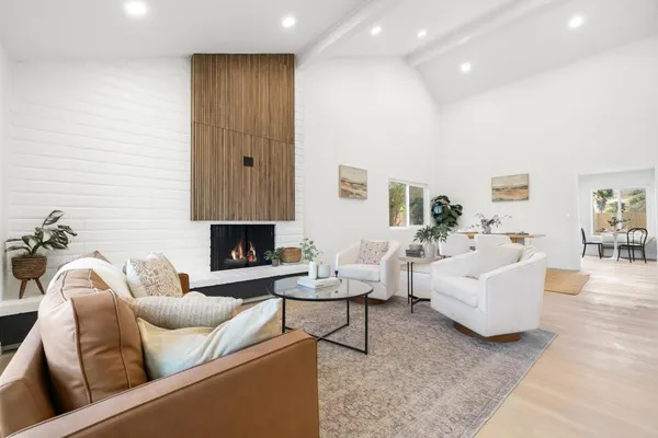 $1,265,000 | 9604 Paseo Montril, San Diego, CA 92129