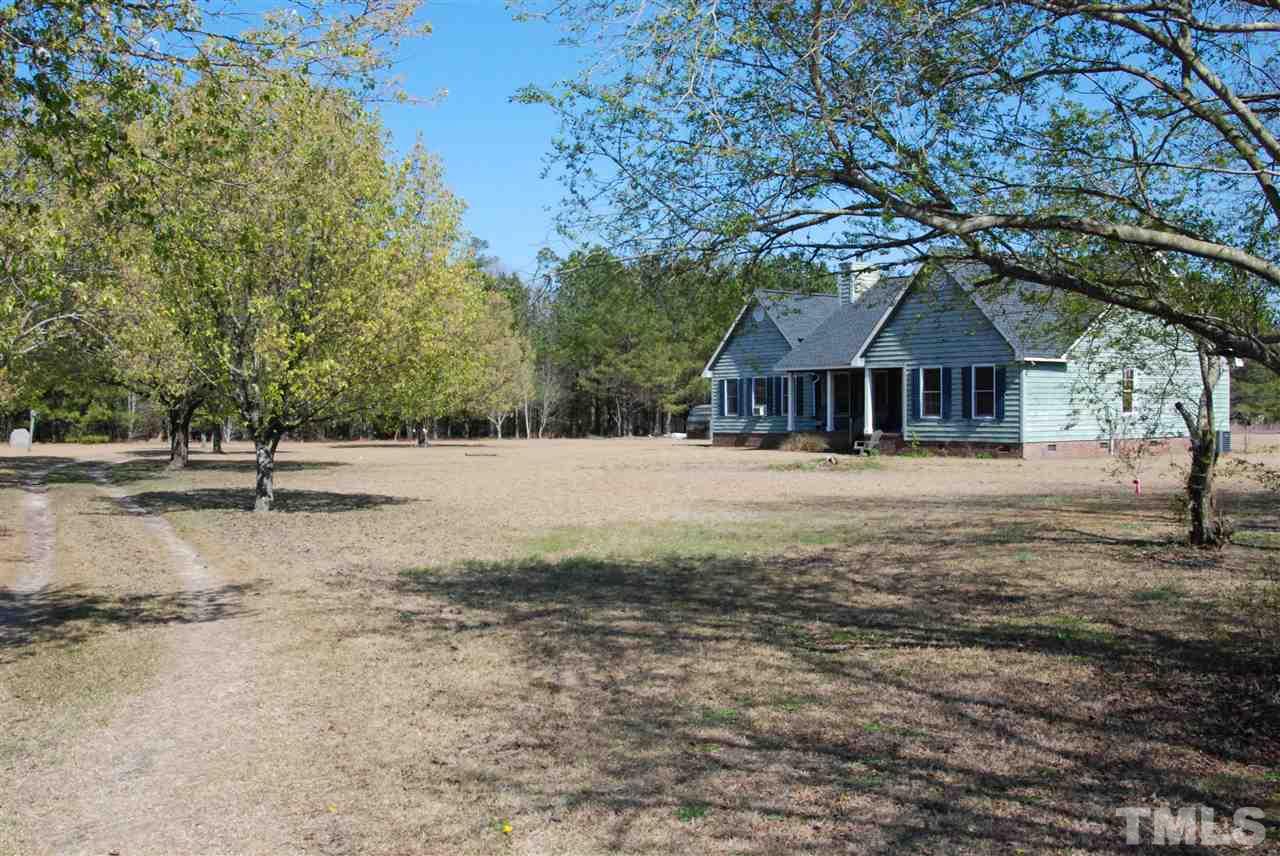 8946 Dunn Road Godwin, NC 28344 - Photo 16 of 17