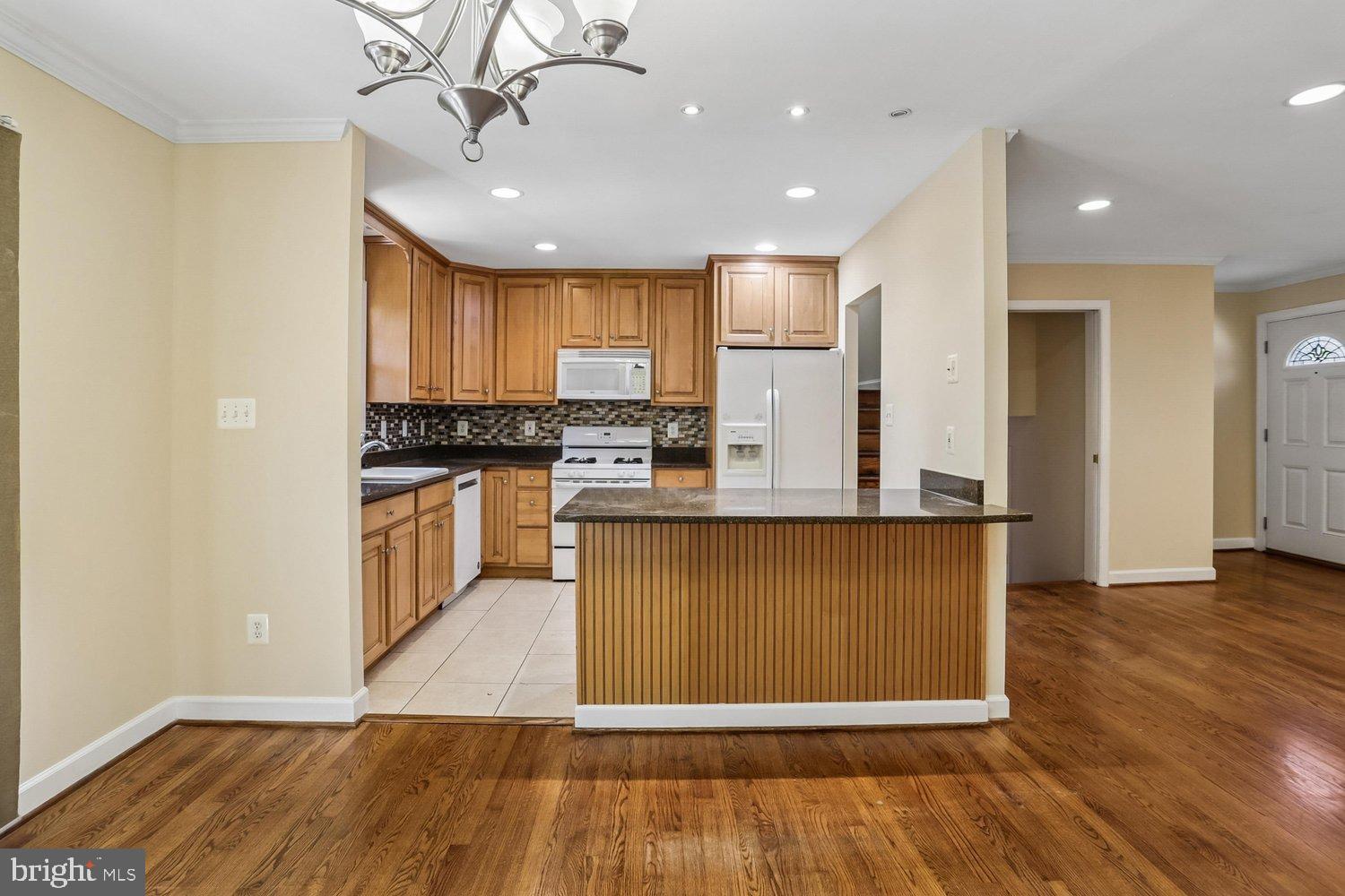 8317 Accotink Road Lorton, VA 22079 - Photo 13 of 61 Dining Room