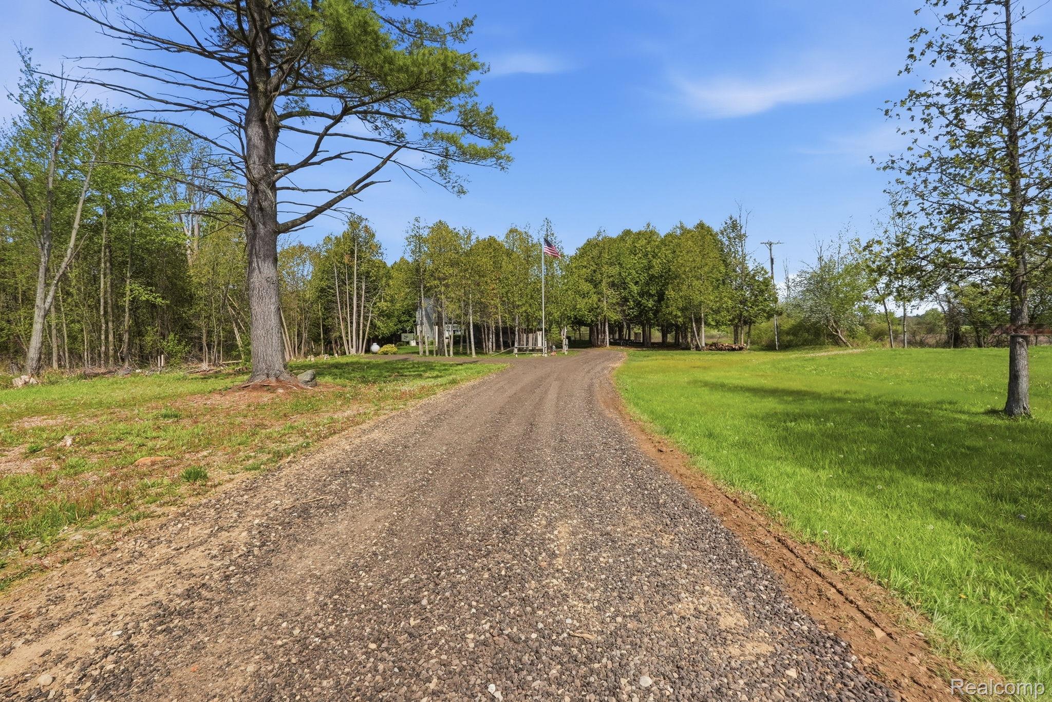 1615 North Five Lakes Road Lapeer, MI 48446 - Photo 33 of 36 5-web-or-mls-1615_N_Five_Lakes_Rd_EXT_only_011.jpg