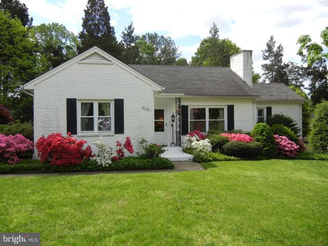 8116 Wellington Road Alexandria, VA 22308 - Photo 23 of 25 Exterior (Front)