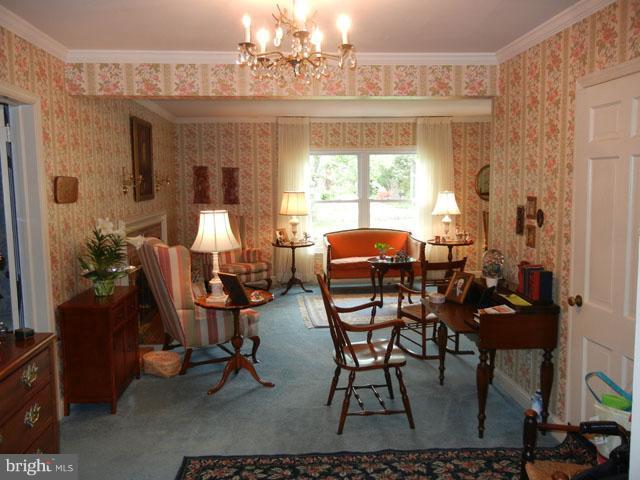 8116 Wellington Road Alexandria, VA 22308 - Photo 24 of 25 Living Room