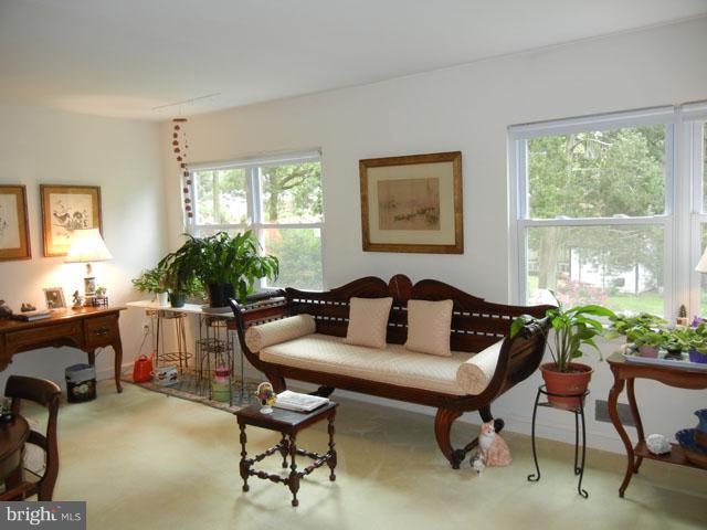 8116 Wellington Road Alexandria, VA 22308 - Photo 9 of 25 Family Room