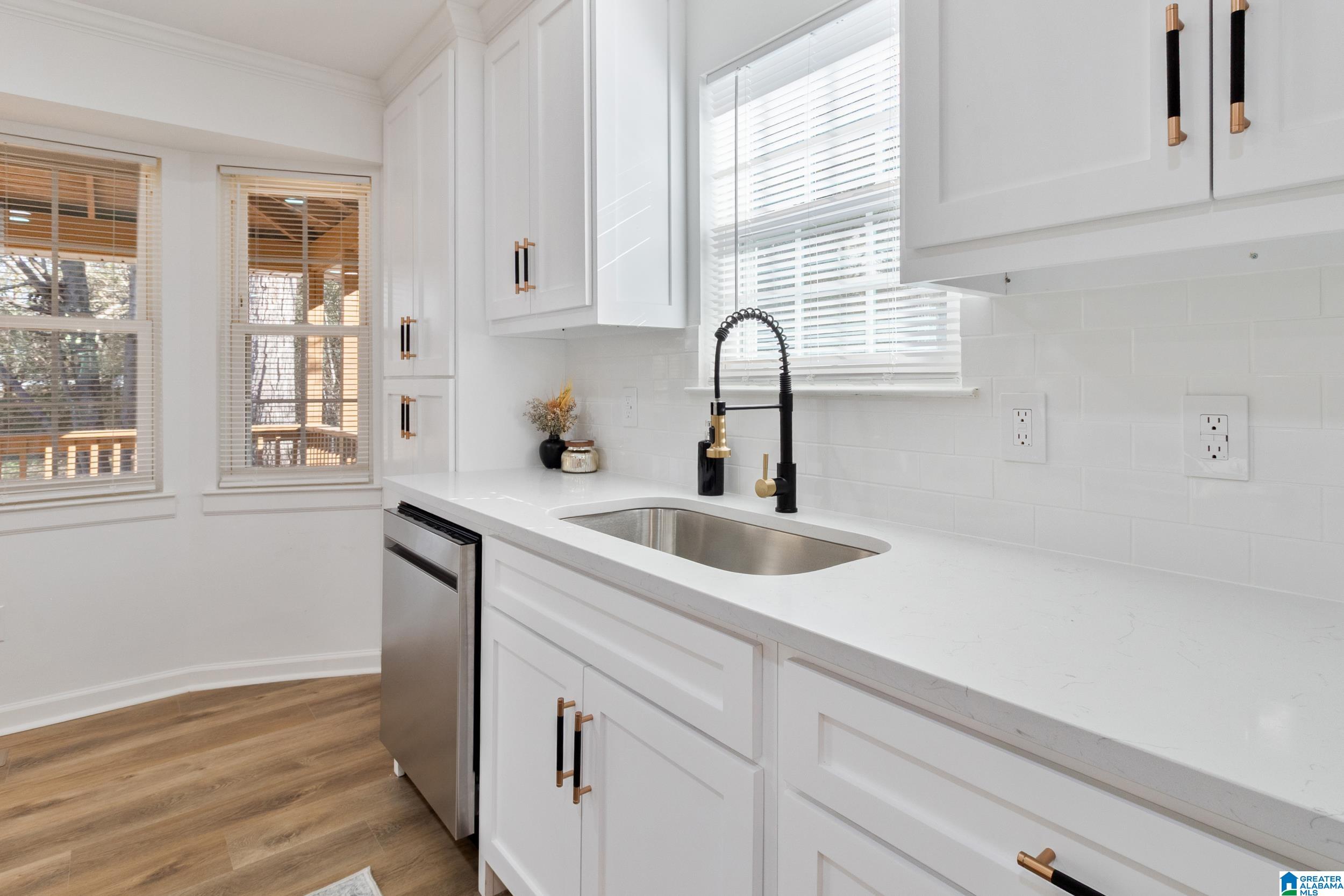 904 Rich Road Birmingham, AL 35215 - Photo 8 of 30