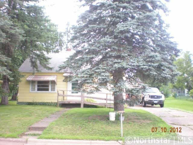 218 Division Street Sandstone, MN 55072 - Photo 2 of 16 Gallery Image 2