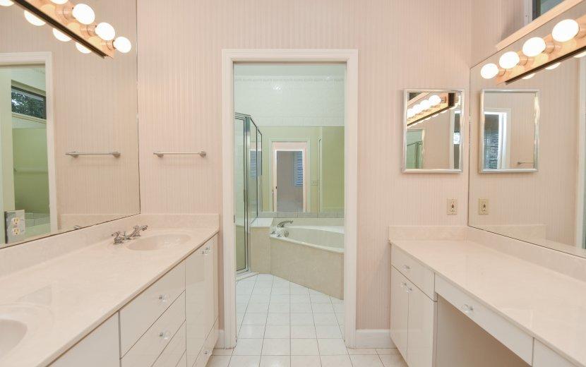 1514 Southeast Riverside Drive Stuart, FL 34996 - Photo 18 of 26 18
