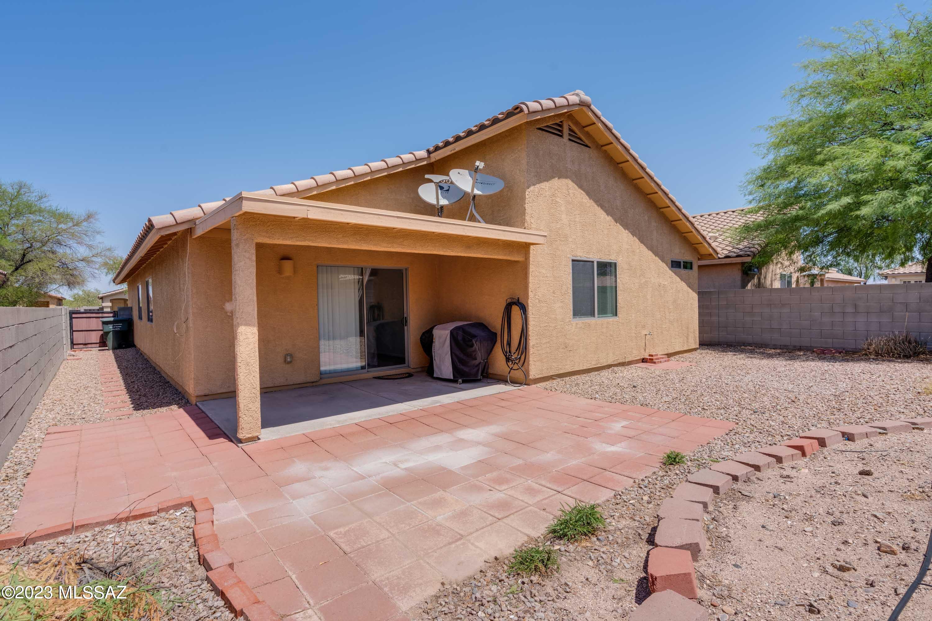 7839 South Splinter Way Tucson, AZ 85756 - Photo 3 of 49