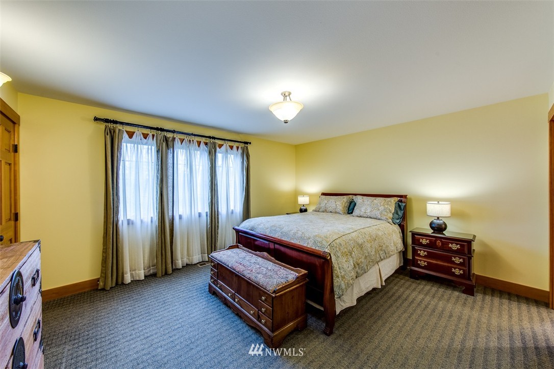 21656 Big Valley Road Northeast Poulsbo, WA 98370 - Photo 13 of 25 Gallery Image 13
