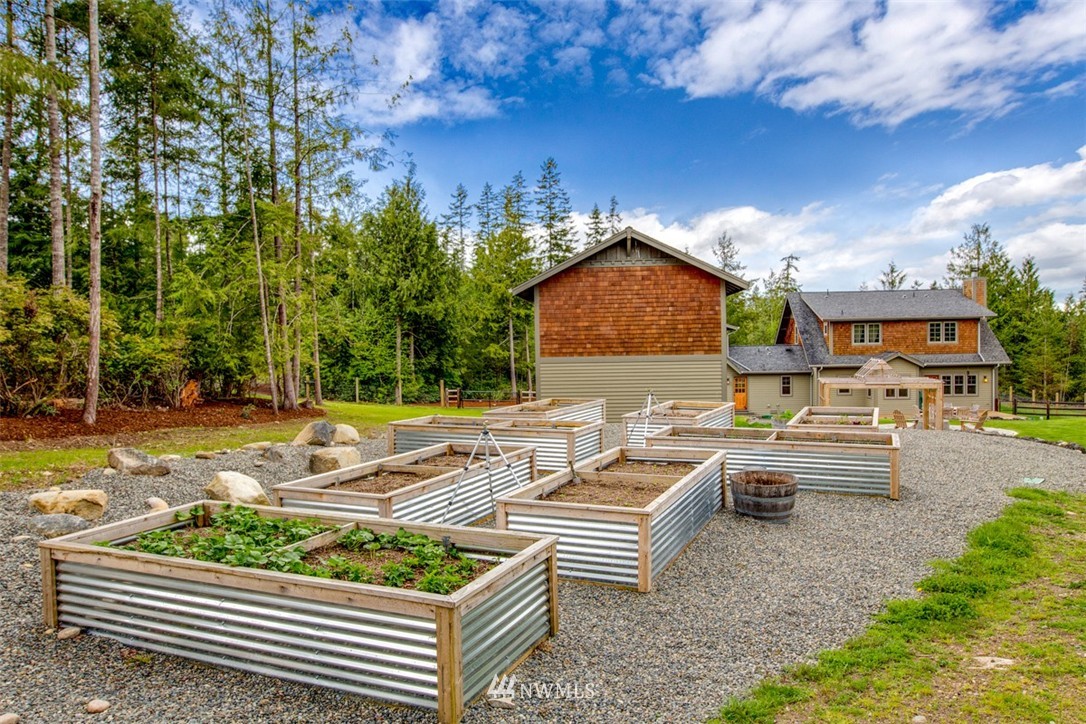21656 Big Valley Road Northeast Poulsbo, WA 98370 - Photo 17 of 25 Gallery Image 17