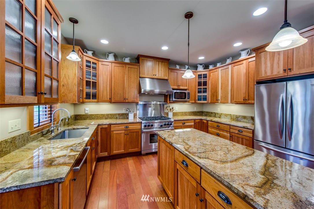 21656 Big Valley Road Northeast Poulsbo, WA 98370 - Photo 8 of 25 Gallery Image 8