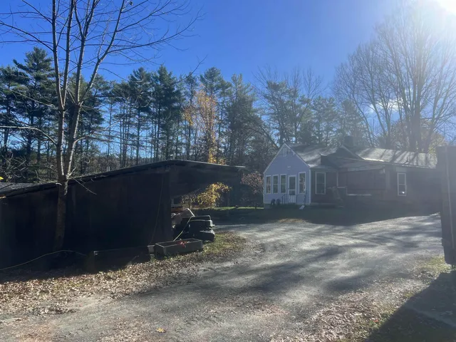 $899,000 | 3803 Woodstock Road, Hartford, VT 05001