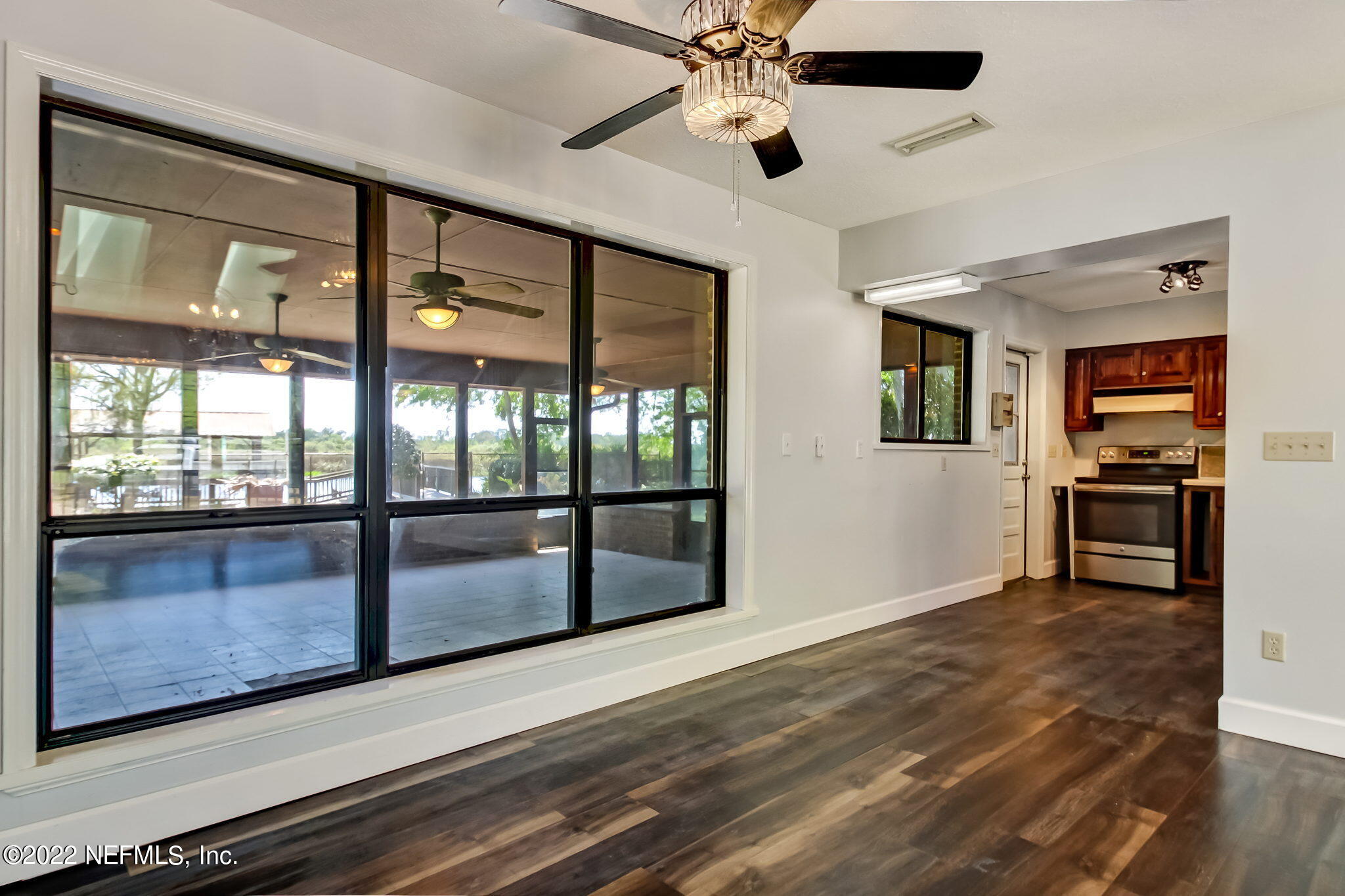 75055 Edwards Road Yulee, FL 32097 - Photo 4 of 34 a view of an entryway