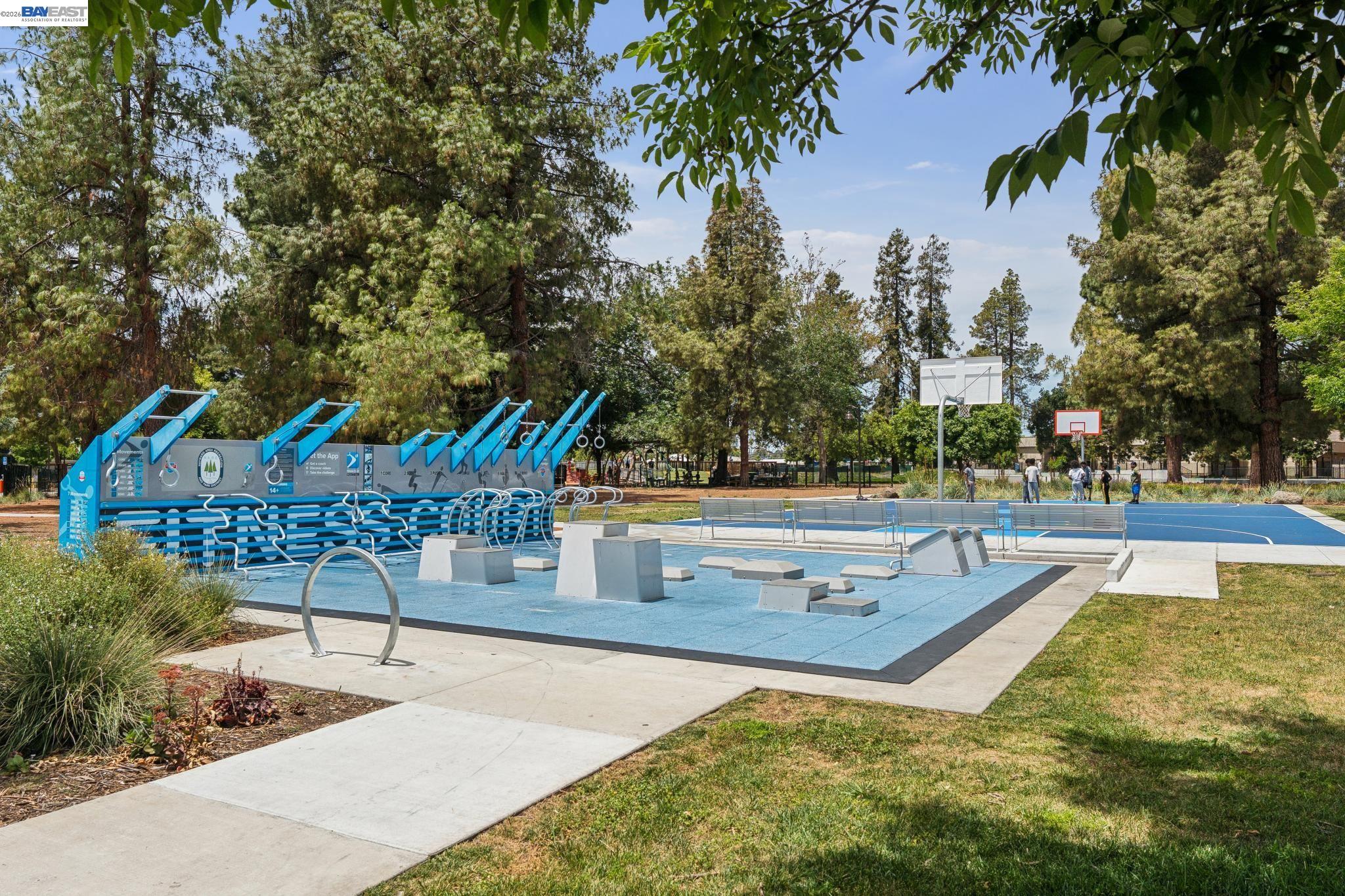 26 Raintree Court, Unit 30 Hayward, CA 94544 - Photo 55 of 65