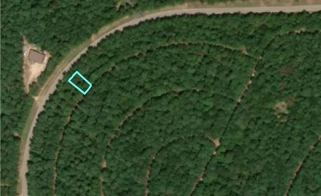 a view of a tennis court