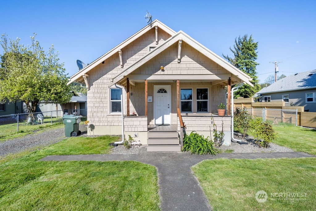 760 Southwest Cascade Avenue Chehalis, WA 98532 - Photo 1 of 27 Gallery Image 1