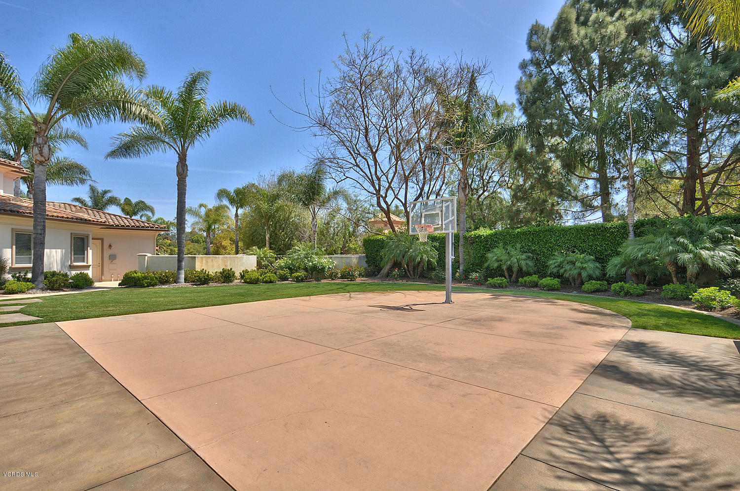 1885 Via Aracena Camarillo, CA 93010 - Photo 16 of 53 SKY_012