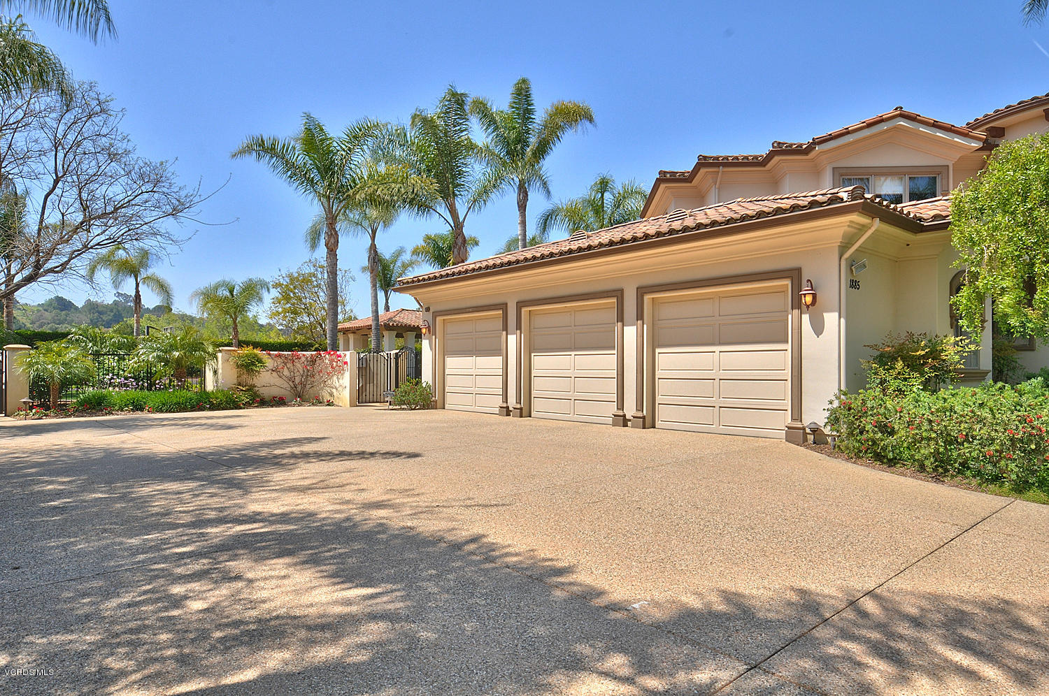 1885 Via Aracena Camarillo, CA 93010 - Photo 5 of 53 SKY_003