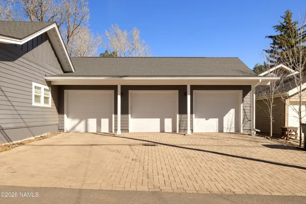 a house view with a outdoor space