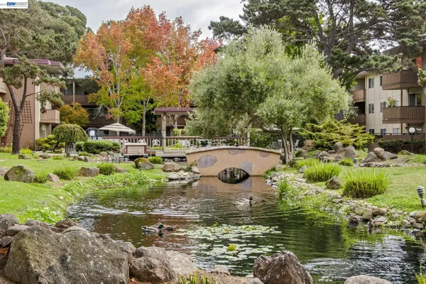 $439,000 | 1321 Webster Street, Unit D116, Alameda, CA 94501