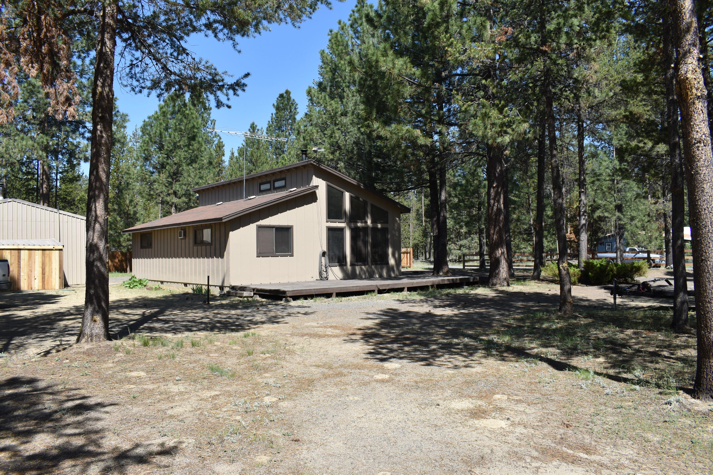 15859 Juniper Road La Pine, OR 97739 - Photo 10 of 46 DSC_0039