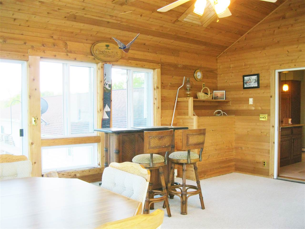 9723 South Mission Road Shepherd, MI 48883 - Photo 15 of 32 1817260-14.JPG