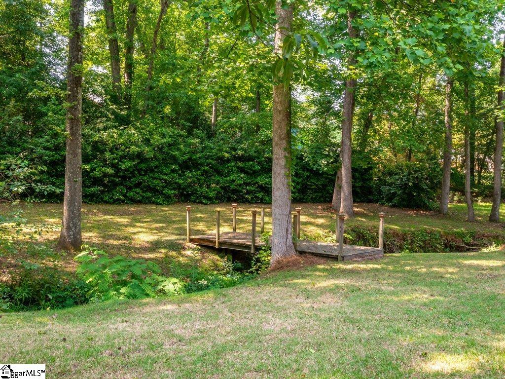 109 Crosswinds Street Greer, SC 29650 - Photo 32 of 36 Gallery Image 32