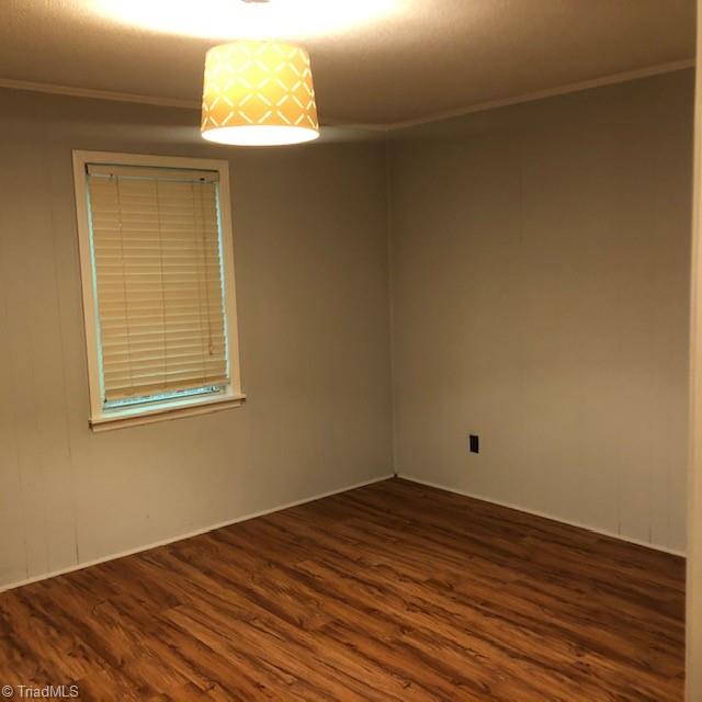 4295 Brownsboro Road, Unit 8 Winston-Salem, NC 27106 - Photo 6 of 16