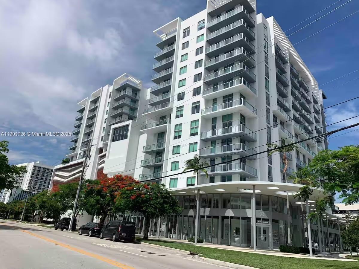 3900 Biscayne Boulevard, Unit N723 Miami, FL 33137 - Photo 25 of 30 a view of a building with a street
