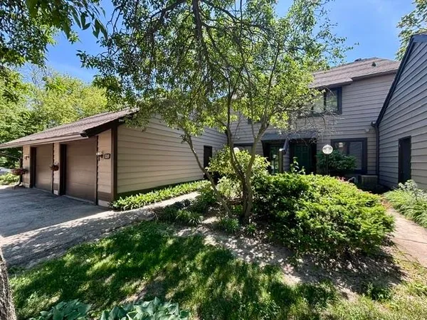 $244,000 | 120 Glenview Court, Janesville, WI 53548