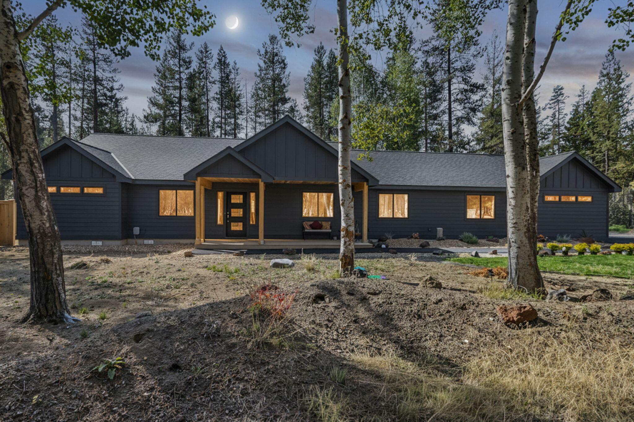 15943 Cascade Lane La Pine, OR 97739 - Photo 6 of 55 Front of House