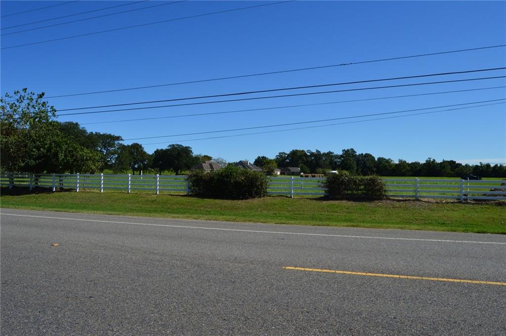0 River Road Westwego, LA 70094 - Photo 1 of 7