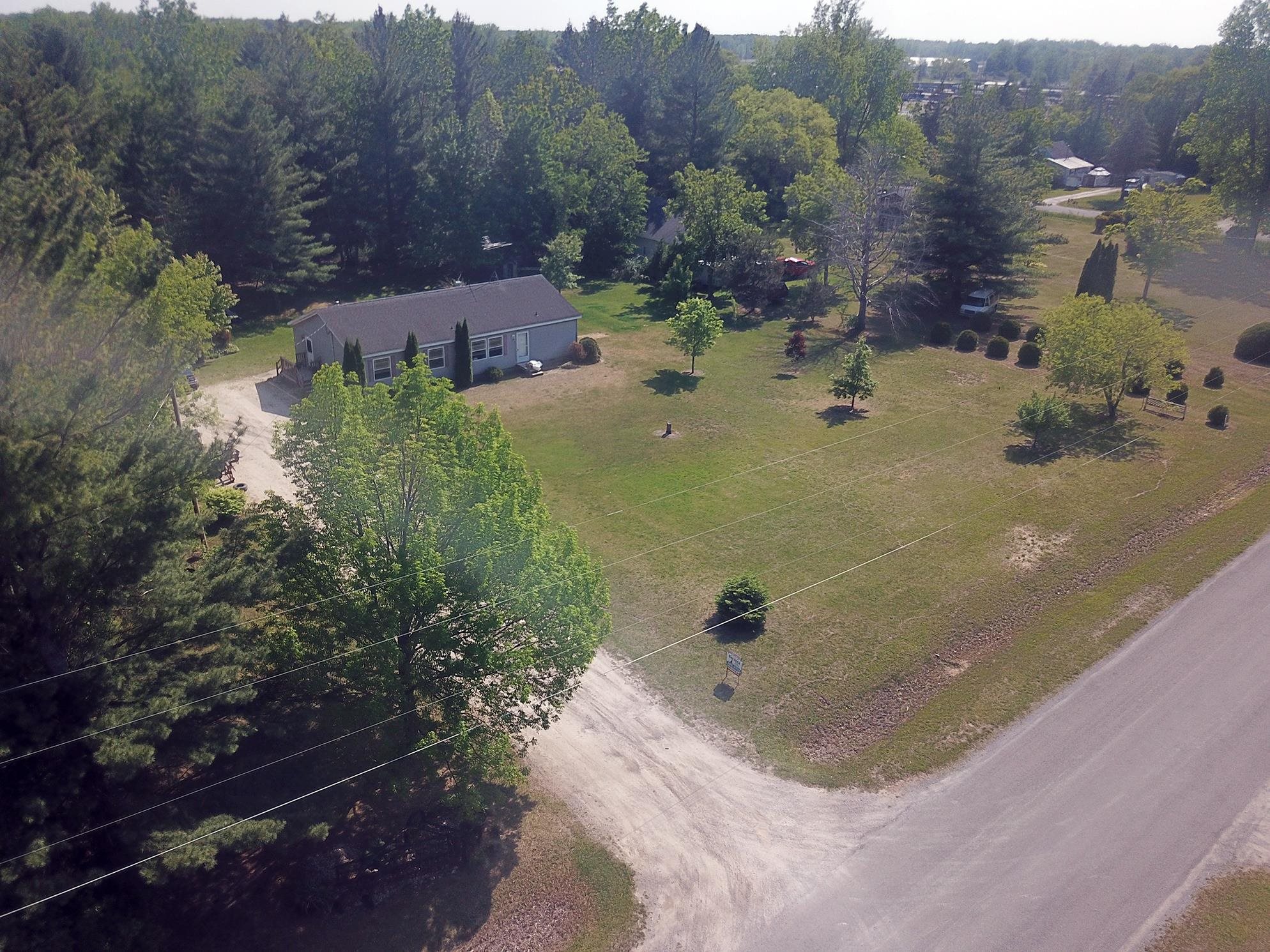 2160 East Almeda Beach Road Pinconning, MI 48650 - Photo 23 of 28