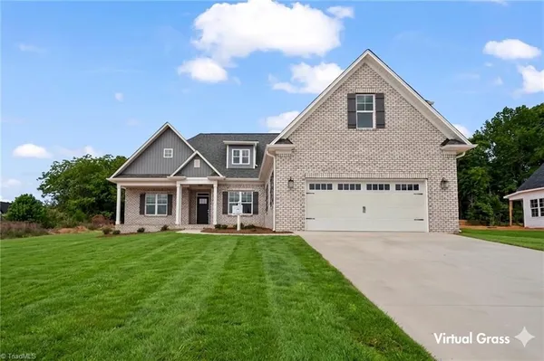 $499,900 | 173 Cool Run, Lexington, NC 27295
